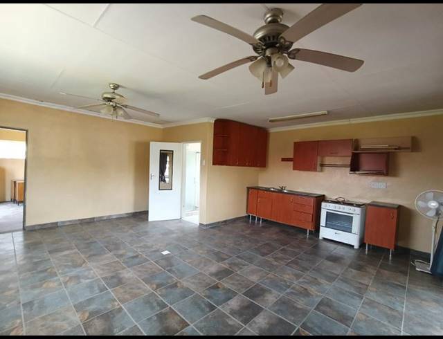 2 BEDROOM PROPERTY TO RENT IN PETERSFIELD